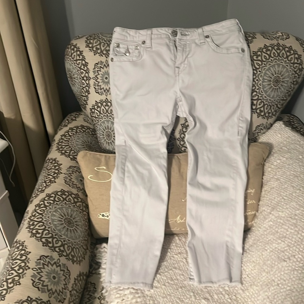 True Religion white capri , used great condition